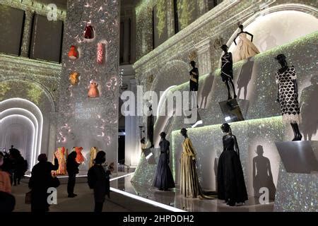 christian Dior exhibition 2022